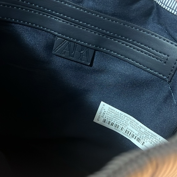 Zara Bloggers Favorite Never Used NWOT Flap Bag Shoulder Chain Crossbody Quilted - Picture 5 of 7